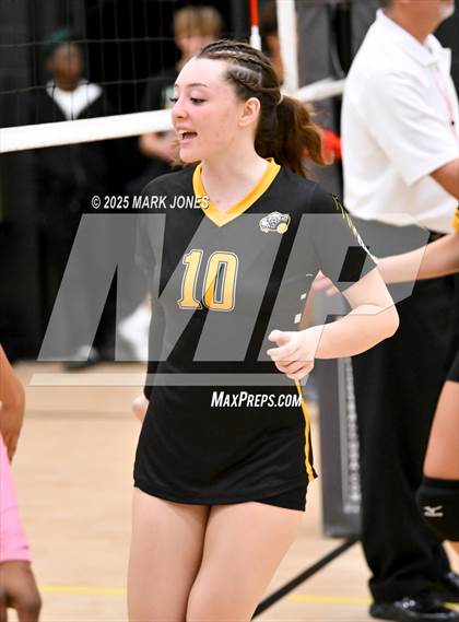 Thumbnail 3 in JV: Highland Prep vs. Yuma Catholic photogallery.