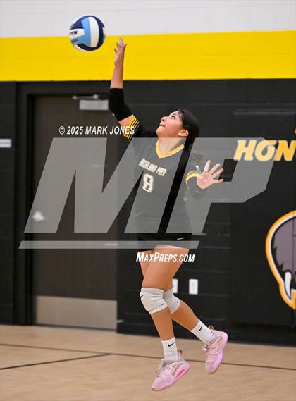 Thumbnail 2 in JV: Highland Prep vs. Yuma Catholic photogallery.