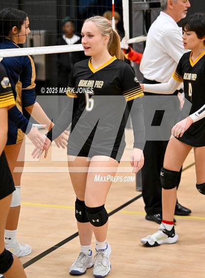 Thumbnail 2 in JV: Highland Prep vs. Yuma Catholic photogallery.