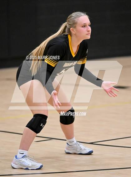 Thumbnail 3 in JV: Highland Prep vs. Yuma Catholic photogallery.