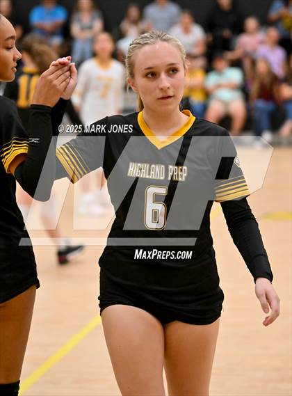Thumbnail 3 in JV: Highland Prep vs. Yuma Catholic photogallery.
