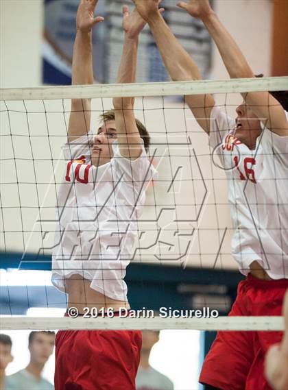Thumbnail 2 in Seton Catholic vs. Ironwood photogallery.