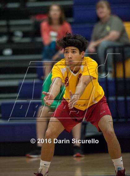 Thumbnail 3 in Seton Catholic vs. Ironwood photogallery.