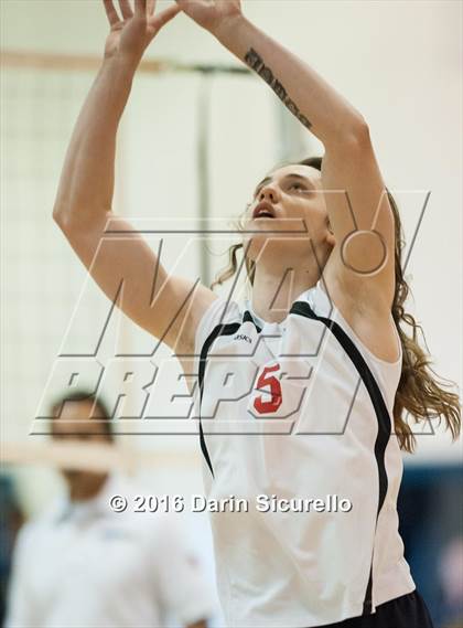 Thumbnail 3 in Seton Catholic vs. Ironwood photogallery.