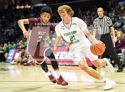 Thumbnail 2 in Belleville West vs Springfield Catholic (Bass Pro Shop Tournament of Champions) photogallery.