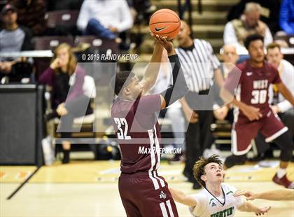 Thumbnail 1 in Belleville West vs Springfield Catholic (Bass Pro Shop Tournament of Champions) photogallery.