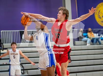Thumbnail 1 in Camas vs. Grossmont (Torrey Pines Holiday Classic) photogallery.