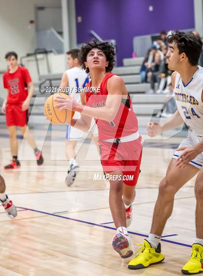Thumbnail 2 in Camas vs. Grossmont (Torrey Pines Holiday Classic) photogallery.