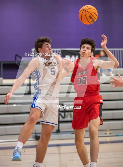 Thumbnail 2 in Camas vs. Grossmont (Torrey Pines Holiday Classic) photogallery.