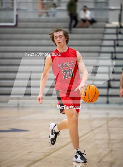 Thumbnail 2 in Camas vs. Grossmont (Torrey Pines Holiday Classic) photogallery.