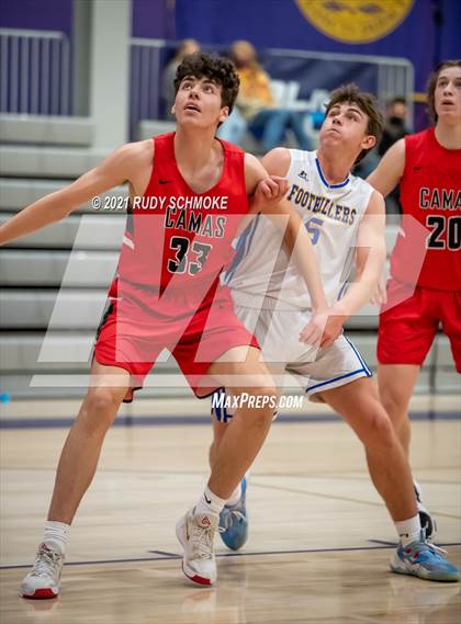 Thumbnail 3 in Camas vs. Grossmont (Torrey Pines Holiday Classic) photogallery.
