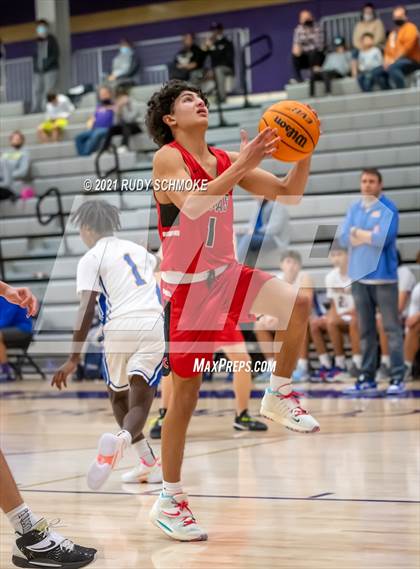 Thumbnail 3 in Camas vs. Grossmont (Torrey Pines Holiday Classic) photogallery.