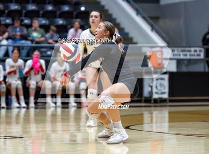 Thumbnail 2 in S & S Consolidated vs Bells (UIL Play-in Game) photogallery.