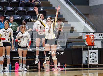 Thumbnail 1 in S & S Consolidated vs Bells (UIL Play-in Game) photogallery.