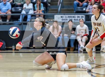 Thumbnail 3 in S & S Consolidated vs Bells (UIL Play-in Game) photogallery.