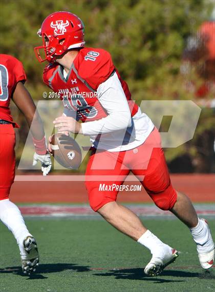 Thumbnail 2 in Bishop Gorman @ Arbor View (NIAA Class 4A Semifinal) photogallery.
