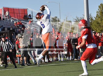 Thumbnail 3 in Bishop Gorman @ Arbor View (NIAA Class 4A Semifinal) photogallery.