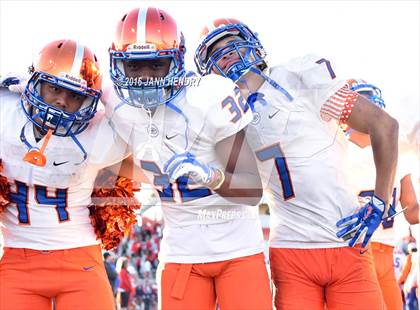 Thumbnail 2 in Bishop Gorman @ Arbor View (NIAA Class 4A Semifinal) photogallery.