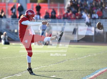 Thumbnail 3 in Bishop Gorman @ Arbor View (NIAA Class 4A Semifinal) photogallery.