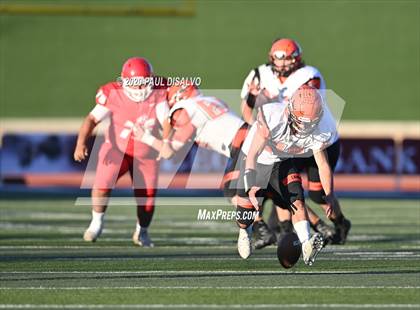 Thumbnail 3 in Eaton vs. Lamar (CHSAA 2A State FInal) photogallery.