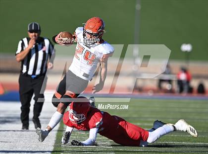 Thumbnail 3 in Eaton vs. Lamar (CHSAA 2A State FInal) photogallery.