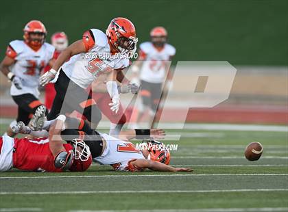 Thumbnail 1 in Eaton vs. Lamar (CHSAA 2A State FInal) photogallery.