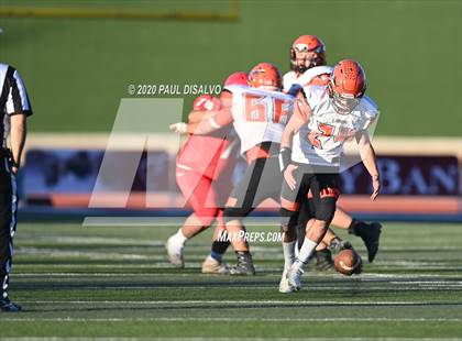 Thumbnail 2 in Eaton vs. Lamar (CHSAA 2A State FInal) photogallery.