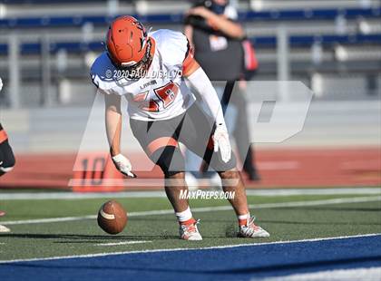 Thumbnail 3 in Eaton vs. Lamar (CHSAA 2A State FInal) photogallery.