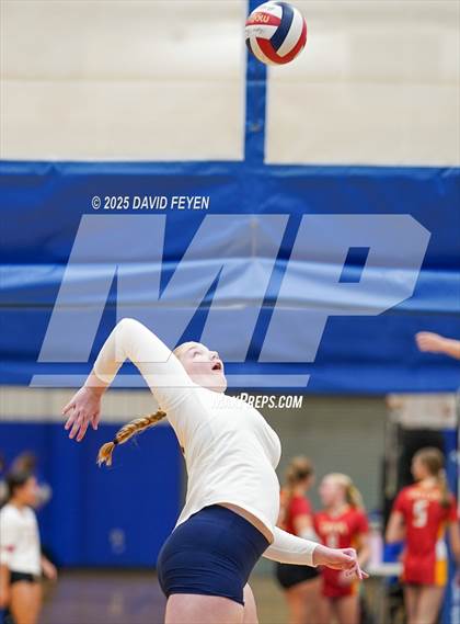 Thumbnail 2 in Kettle Moraine vs Wisconsin Lutheran (Waukesha West GVB JV1 Invitational) photogallery.