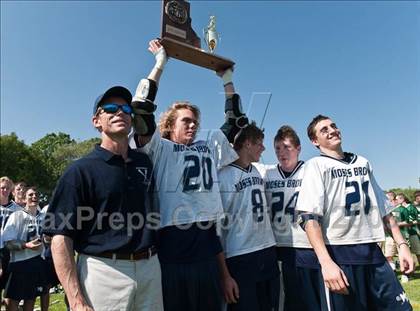 Thumbnail 2 in Bishop Hendricken vs. Moses Brown (RIIL D1 Final) photogallery.