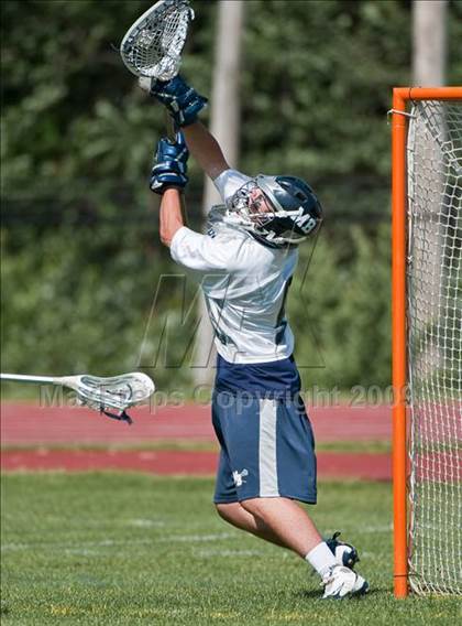 Thumbnail 2 in Bishop Hendricken vs. Moses Brown (RIIL D1 Final) photogallery.