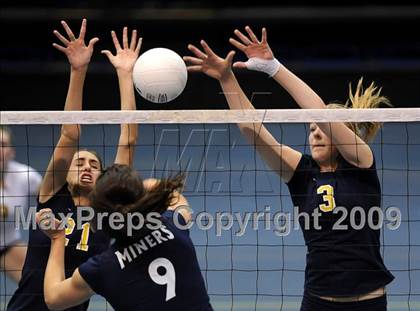 Thumbnail 3 in Oak Ridge vs. Nevada Union (CIF SJS D1 Final) photogallery.