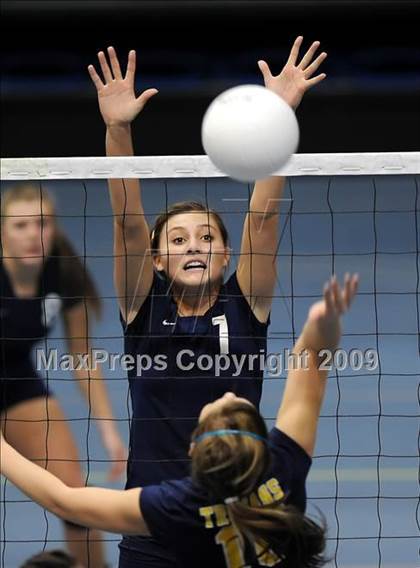 Thumbnail 1 in Oak Ridge vs. Nevada Union (CIF SJS D1 Final) photogallery.