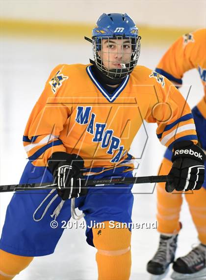 Thumbnail 3 in Harvey vs Mahopac (Guy Mathews Invitational Tournament) photogallery.