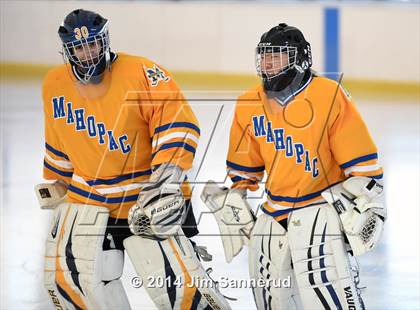 Thumbnail 2 in Harvey vs Mahopac (Guy Mathews Invitational Tournament) photogallery.