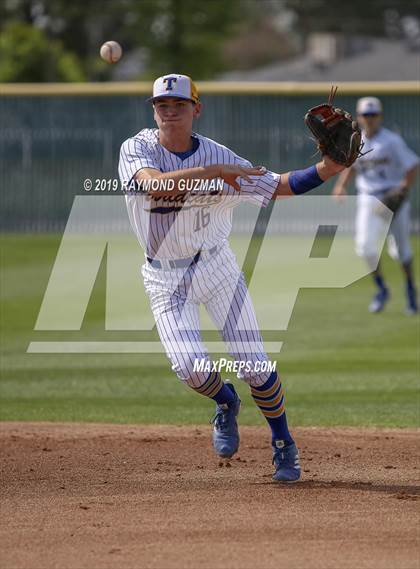 Thumbnail 1 in Taft vs. Liberty photogallery.