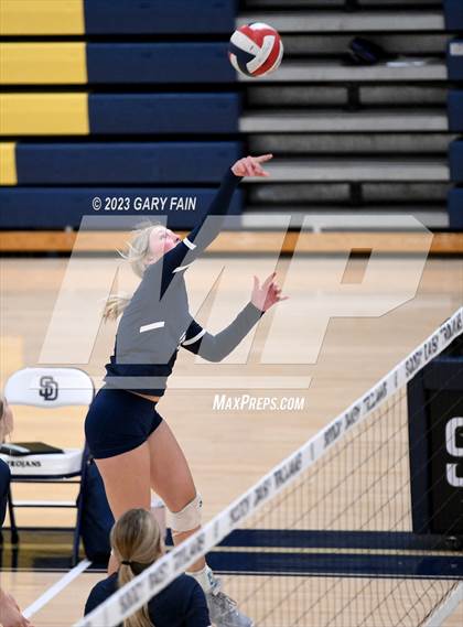 Thumbnail 3 in Gordon Lee @ Soddy Daisy photogallery.