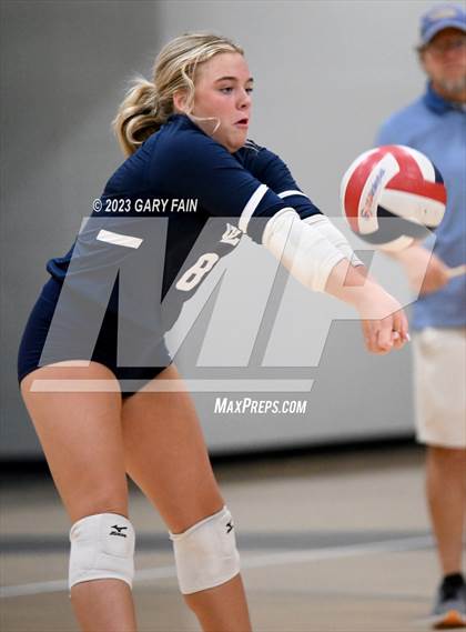Thumbnail 3 in Gordon Lee @ Soddy Daisy photogallery.