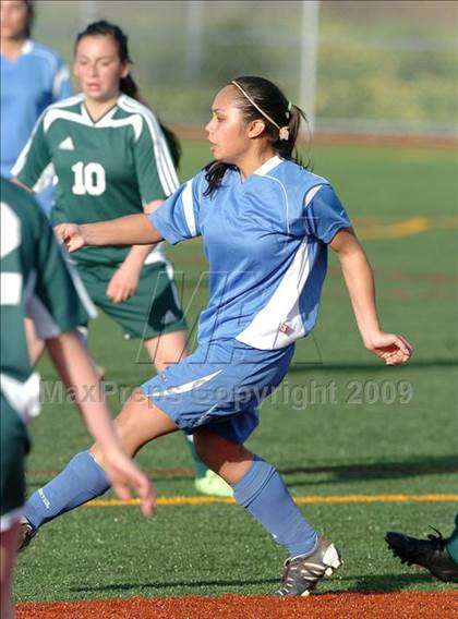 Thumbnail 2 in Rodriguez vs. Wood (Cal Spring Classic) photogallery.