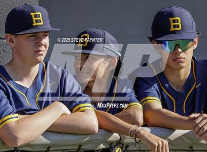 Thumbnail 2 in Bend vs Omaha Westview (Coach Bob Invitational) photogallery.