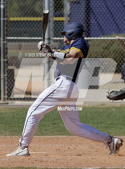 Thumbnail 3 in Bend vs Omaha Westview (Coach Bob Invitational) photogallery.