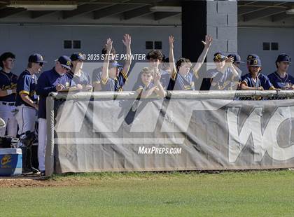 Thumbnail 1 in Bend vs Omaha Westview (Coach Bob Invitational) photogallery.