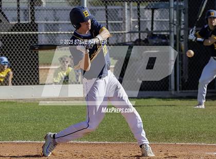 Thumbnail 2 in Bend vs Omaha Westview (Coach Bob Invitational) photogallery.