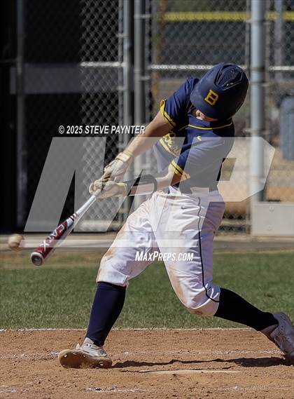 Thumbnail 3 in Bend vs Omaha Westview (Coach Bob Invitational) photogallery.