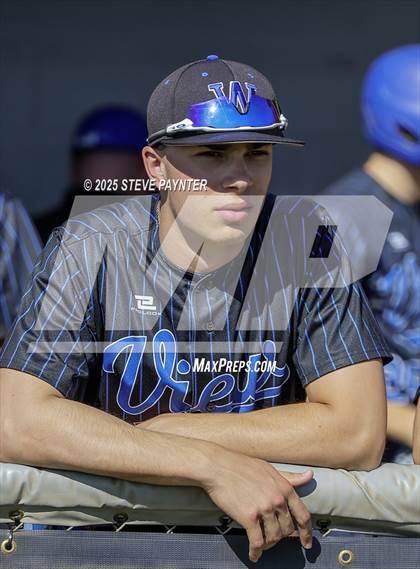 Thumbnail 3 in Bend vs Omaha Westview (Coach Bob Invitational) photogallery.