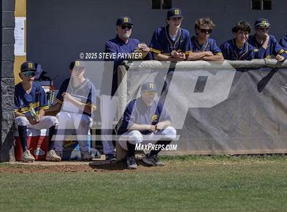 Thumbnail 2 in Bend vs Omaha Westview (Coach Bob Invitational) photogallery.