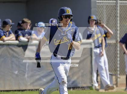 Thumbnail 1 in Bend vs Omaha Westview (Coach Bob Invitational) photogallery.