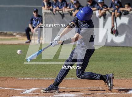 Thumbnail 1 in Bend vs Omaha Westview (Coach Bob Invitational) photogallery.