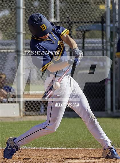 Thumbnail 2 in Bend vs Omaha Westview (Coach Bob Invitational) photogallery.