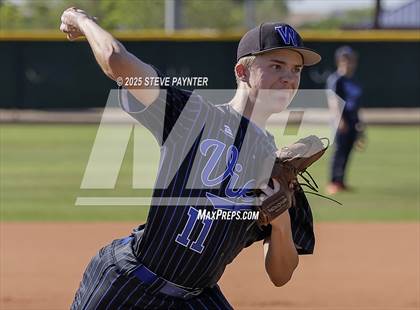 Thumbnail 3 in Bend vs Omaha Westview (Coach Bob Invitational) photogallery.